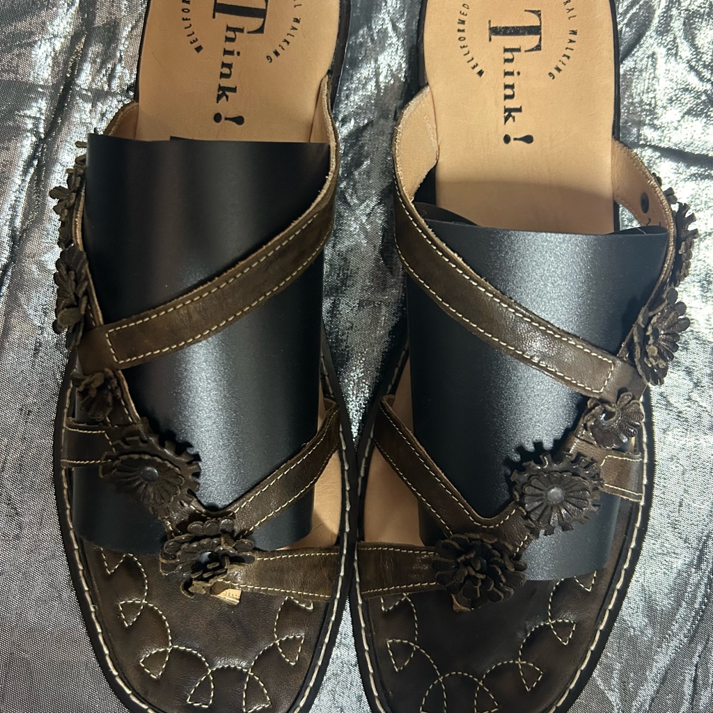 Brand New Think Size 11 Eu 43